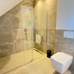 Отель Und Gutsgaststaette Rappenhof Вайнсберг