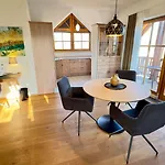 Отель Und Gutsgaststaette Rappenhof Вайнсберг
