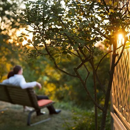 Und Gutsgaststaette Rappenhof